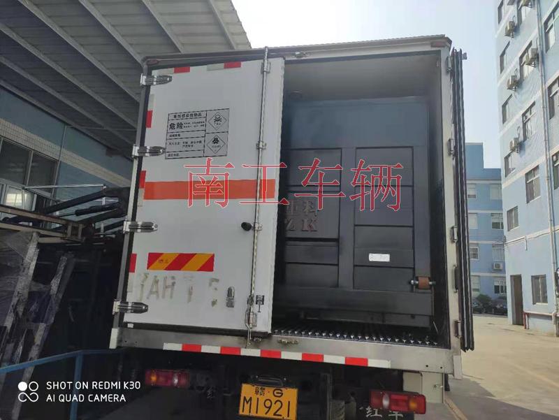 2噸內置汽車尾板,鋁質箱體尾板訂制