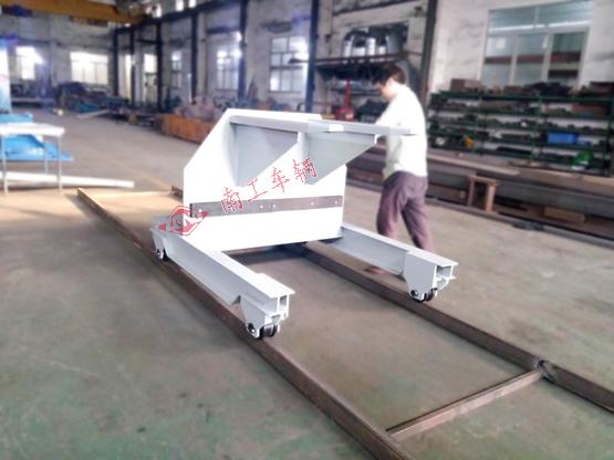 3噸無(wú)動(dòng)力手推軌道拖車