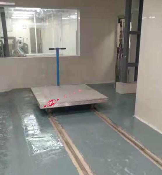 2.5噸無(wú)動(dòng)力軌道手推平板車(chē)