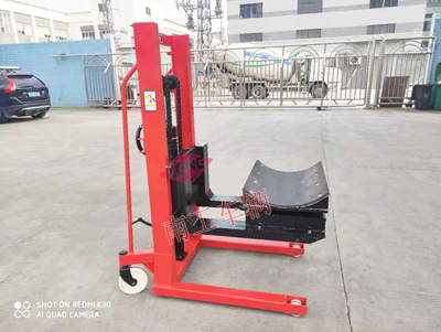 1672974025571690.jpg 1噸手動卷筒工具車6I.jpg