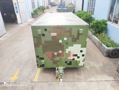 1672975334894564.jpg 2噸機(jī)器人用廂式工具拖車2I.jpg