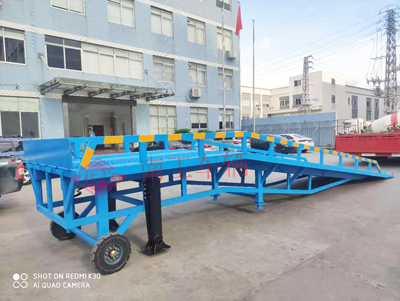 1673062151427380.jpg 10噸移動式登車橋2I.jpg