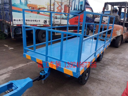 1675818931755458.jpg 30噸高插裝式護(hù)欄平板拖車(chē)I.jpg