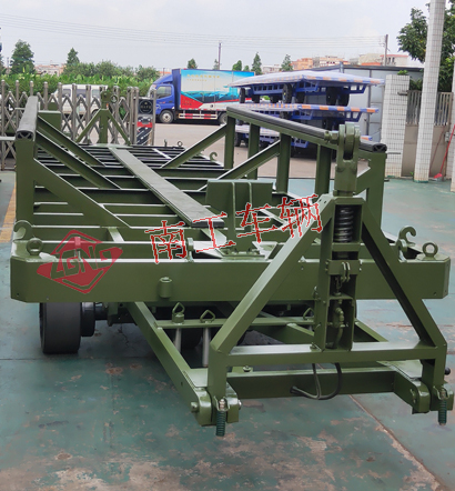 1676258672502960.jpg 15噸海上巡邏專用拖車(chē)1I.jpg