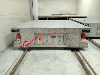 1676682394898859.jpg 2.5噸電動軌道平板拖車1I.jpg