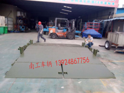 1677044956504207.jpg 10噸固定式登車橋3I.jpg