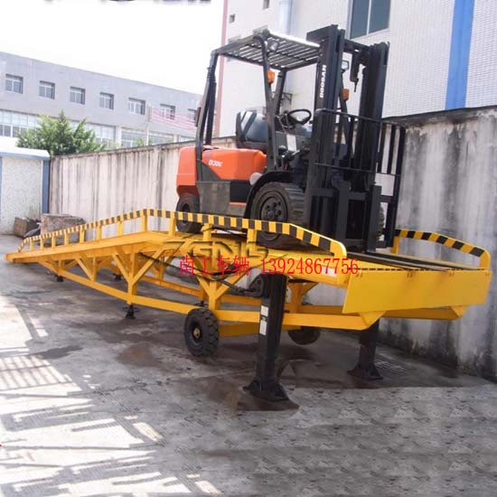 1677490317967173.jpg 6噸登車橋(2)I.jpg