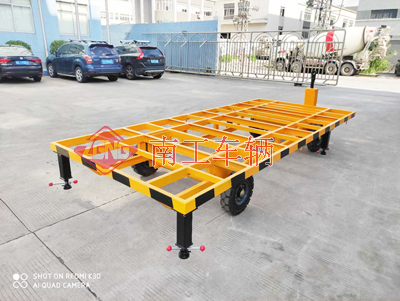 1686810343886292.jpg 3噸帶螺紋支腿骨架式平板拖車5I.jpg