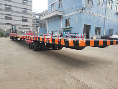 1686811941786792.jpg 25噸15米長(zhǎng)重型平板全掛拖車1I.jpg