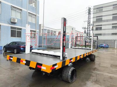 1714383219304167.jpg 30T重型平板拖車 帶活動(dòng)插裝立柱工具拖車3I.jpg