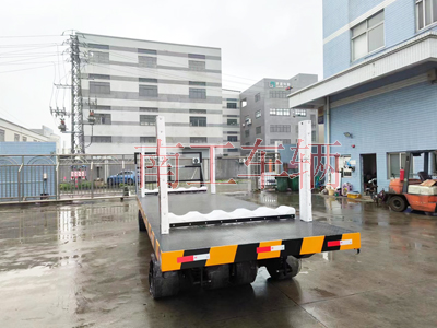 1714383255377189.jpg 30T重型平板拖車 帶活動(dòng)插裝立柱工具拖車4I.jpg