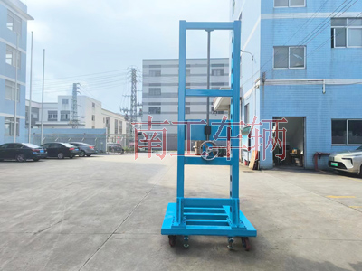 1720489265172311.jpg 0.25T螺桿升降車(chē)3I.jpg