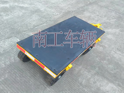 1722233026736397.jpg 2噸小型平板拖車(chē)帶膠墊2I.jpg