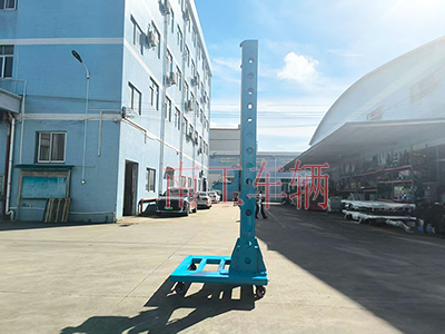 1762134403789313.jpg 0.25噸螺桿升降手推車3I.jpg