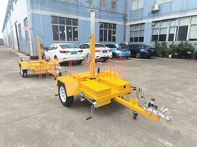 1763516886950421.jpg 手動升降廣告拖車 移動式拖車底盤1I.jpg